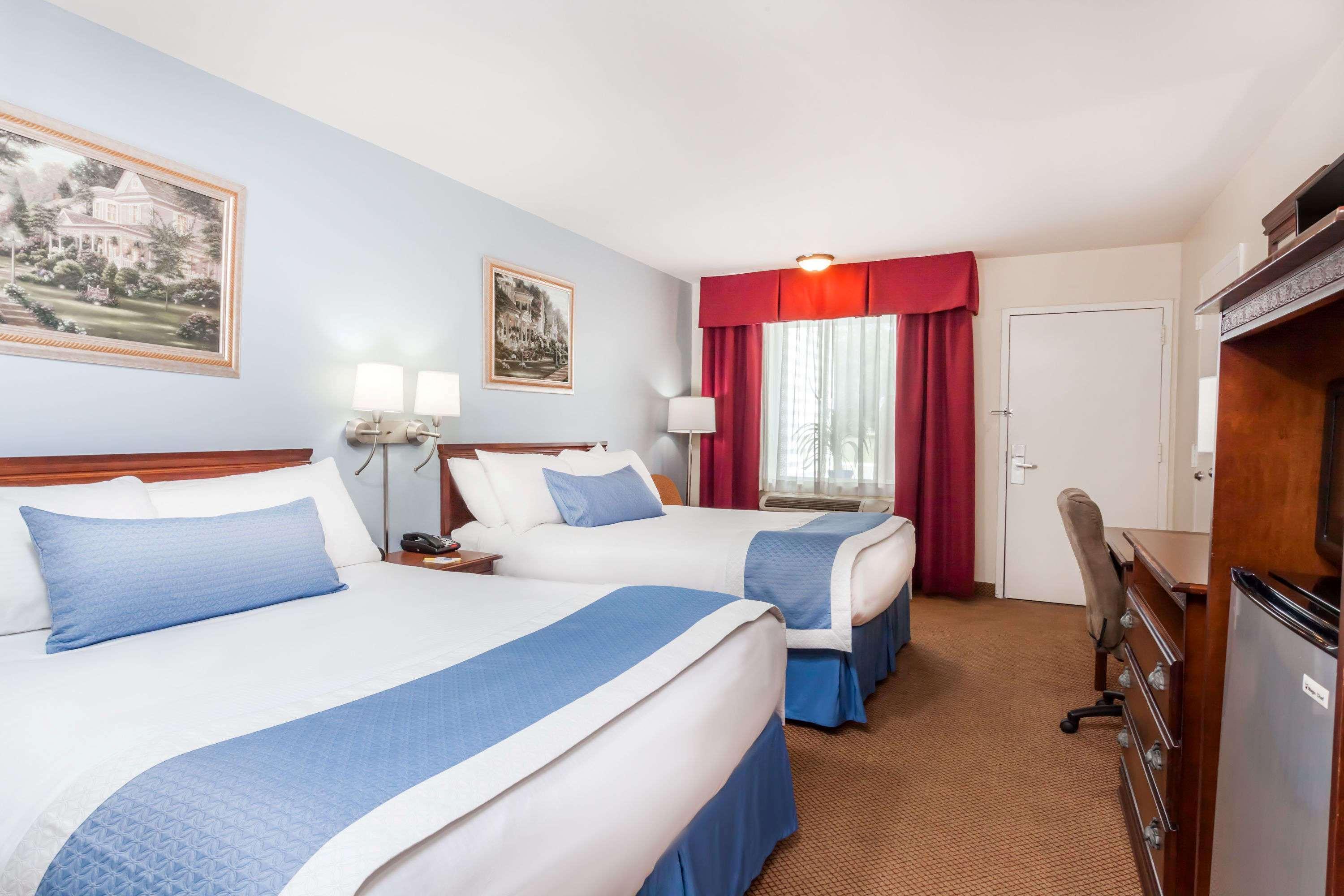 Days Inn By Wyndham Hampton Exteriér fotografie