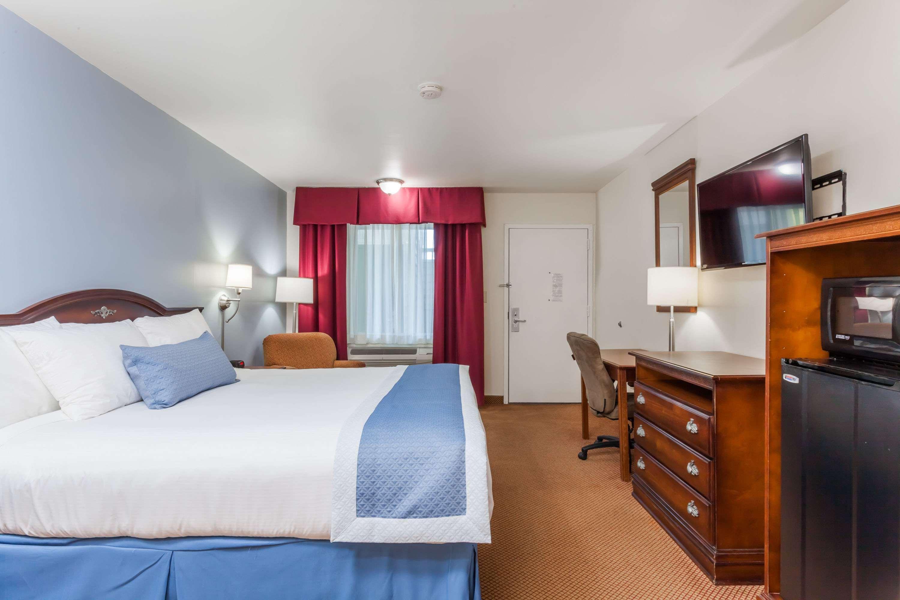 Days Inn By Wyndham Hampton Exteriér fotografie