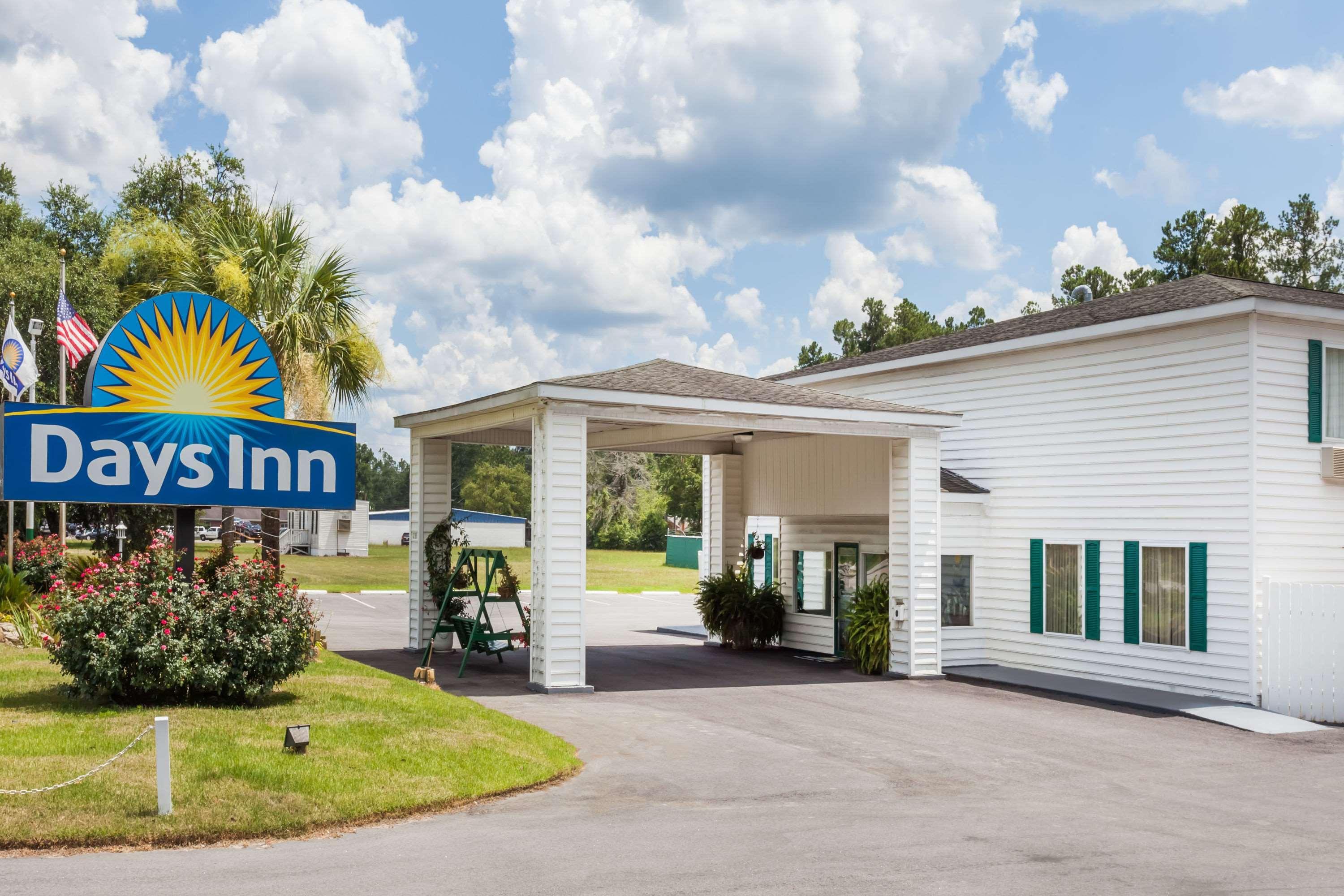 Days Inn By Wyndham Hampton Exteriér fotografie