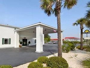 Days Inn By Wyndham Hampton Exteriér fotografie